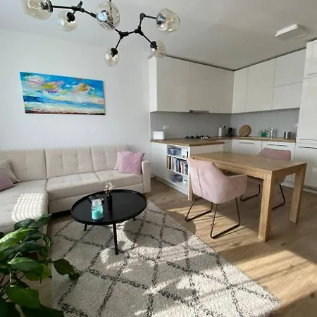 Apartment Vrotebunahuq