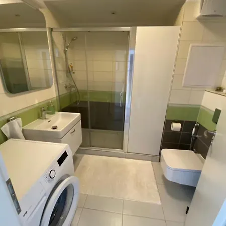 Apartment Vrotebunahuq *